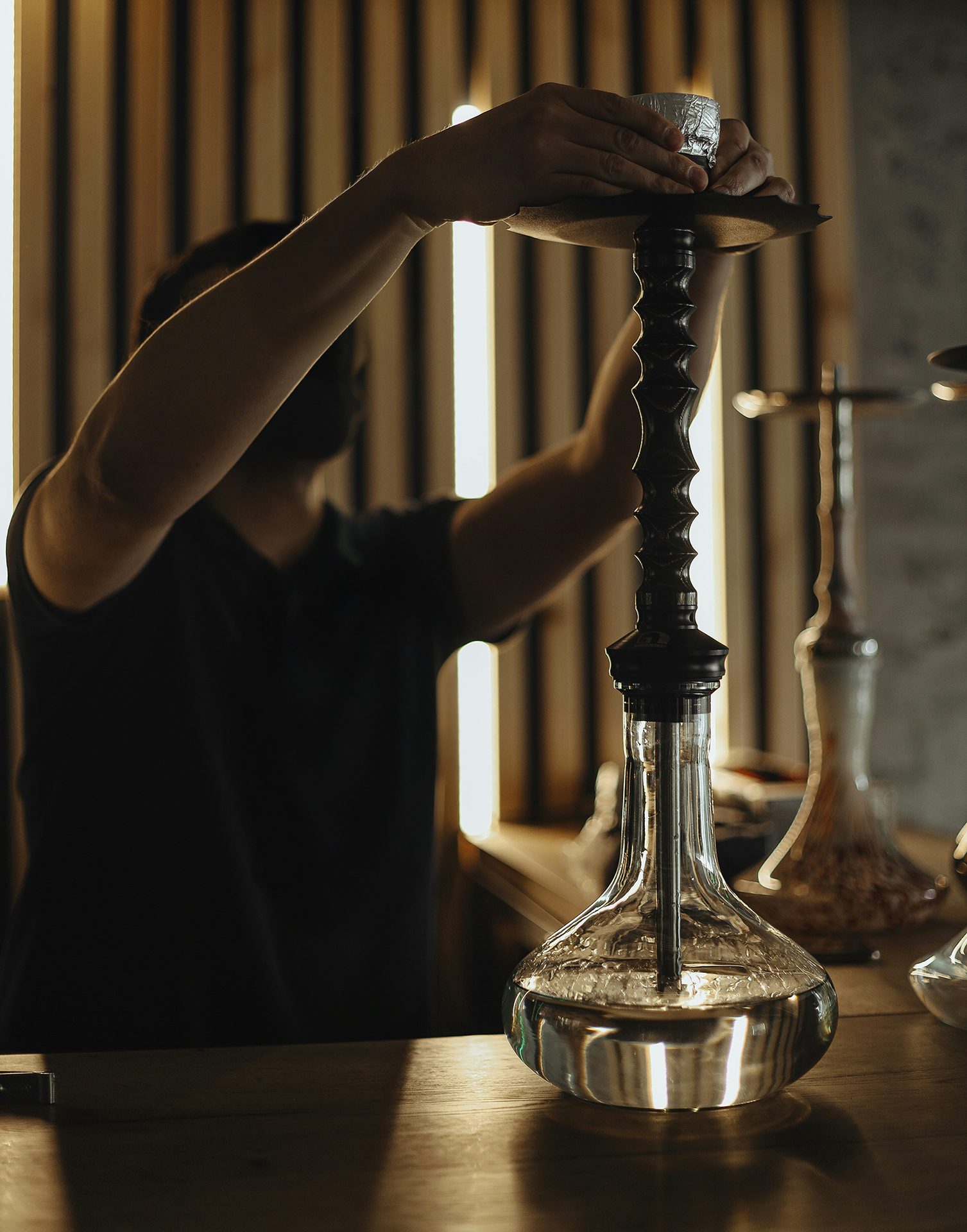 Frisch aufgesetzte Shisha an der Bar